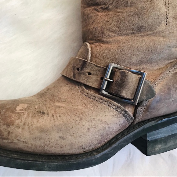 SOLD Frye Engineer 8R Oil Resistant Leather Boot - Picture 12 of 16